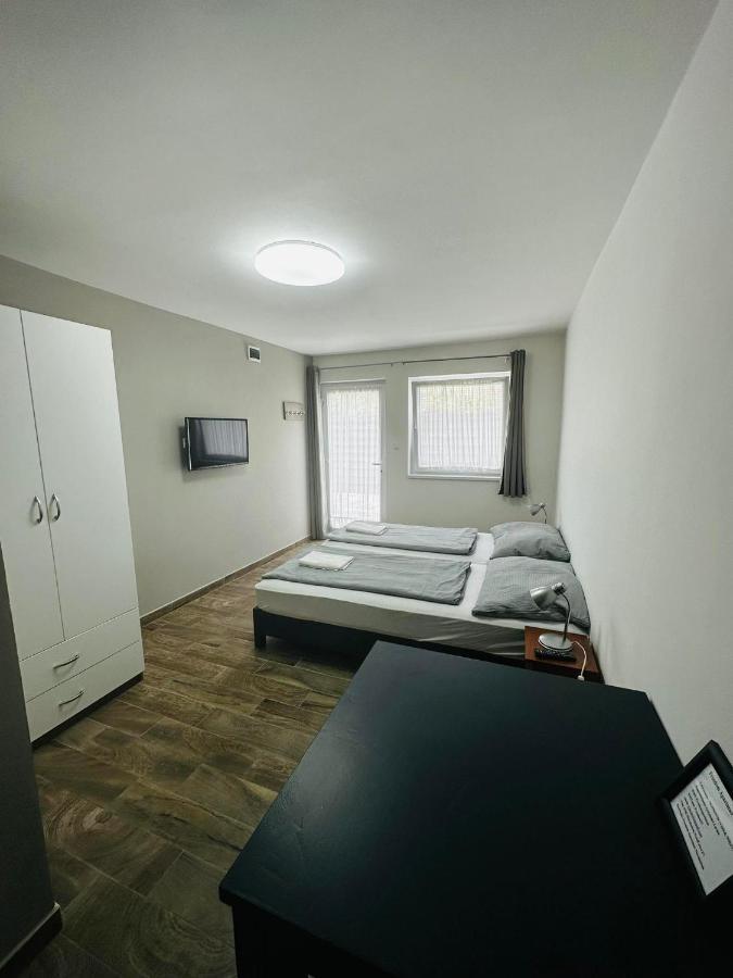 Freedom Apartman Apartment Morahalom Exterior photo